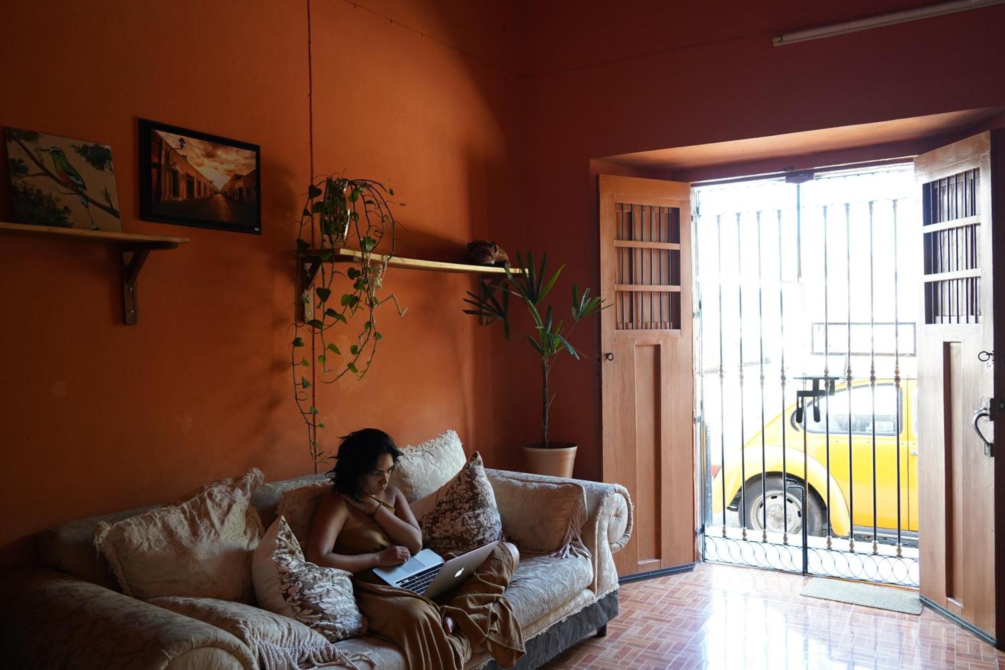 Alena Hostal Valladolid  Zewnętrze zdjęcie
